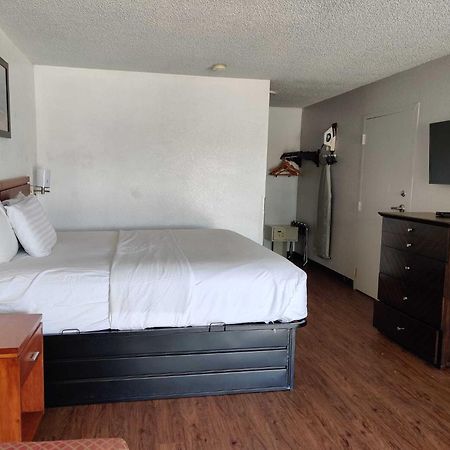Travelodge Suites By Wyndham Macclenny I-10 Bagian luar foto