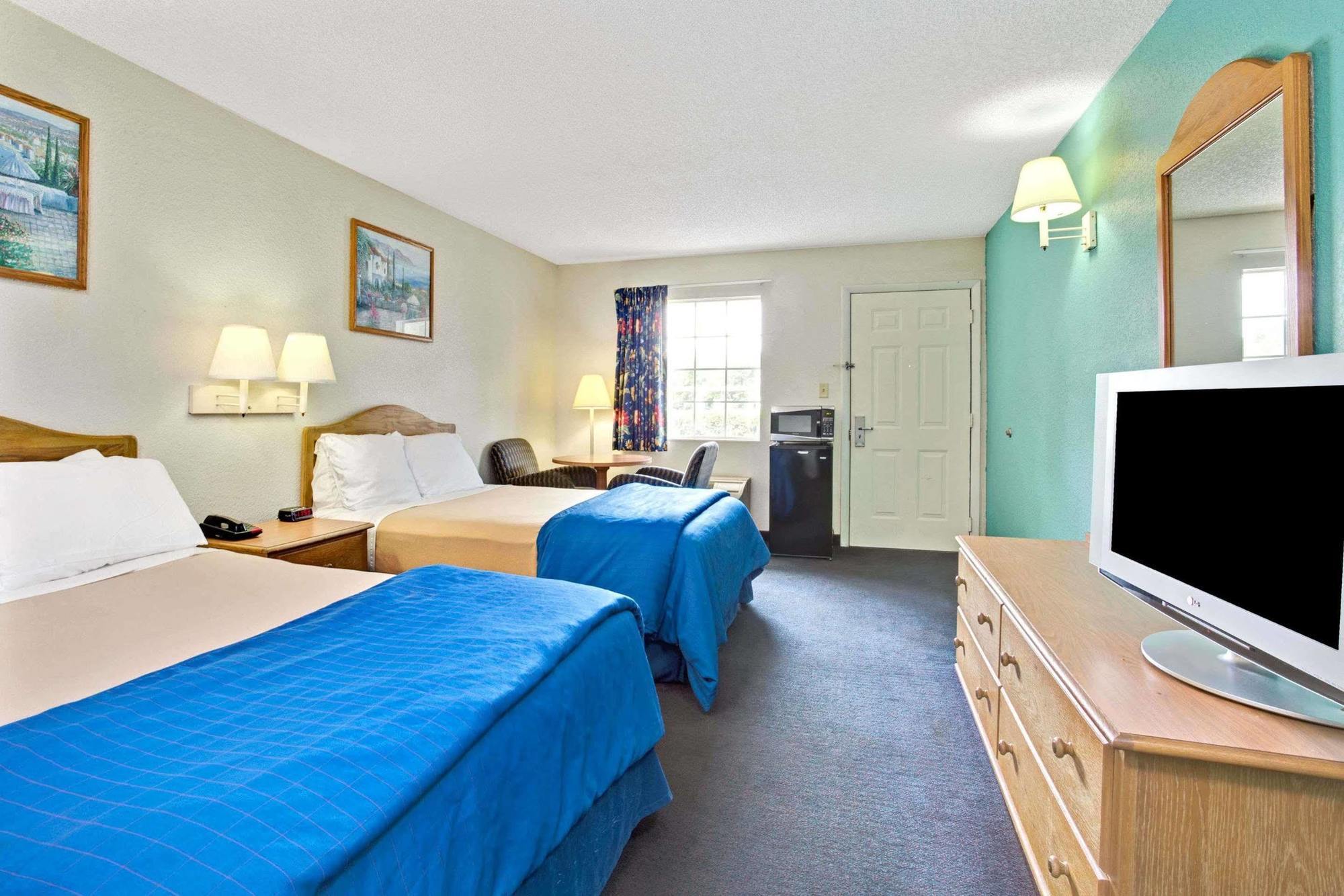 Travelodge Suites By Wyndham Macclenny I-10 Bagian luar foto